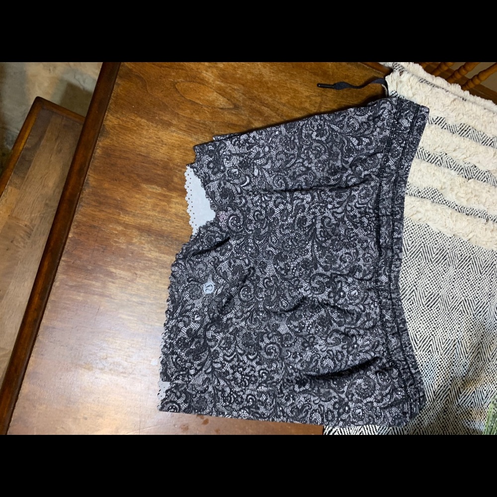 Lululemon shorts white and black hotties i think